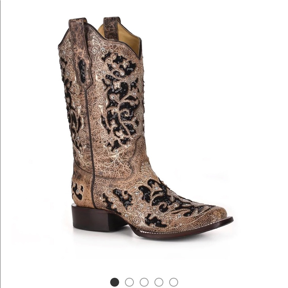 Corral cowboy boots